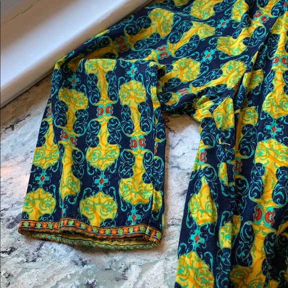 Yellow tribal print 3/4 sleeve Avon Dress Medium - Picture 6 of 8